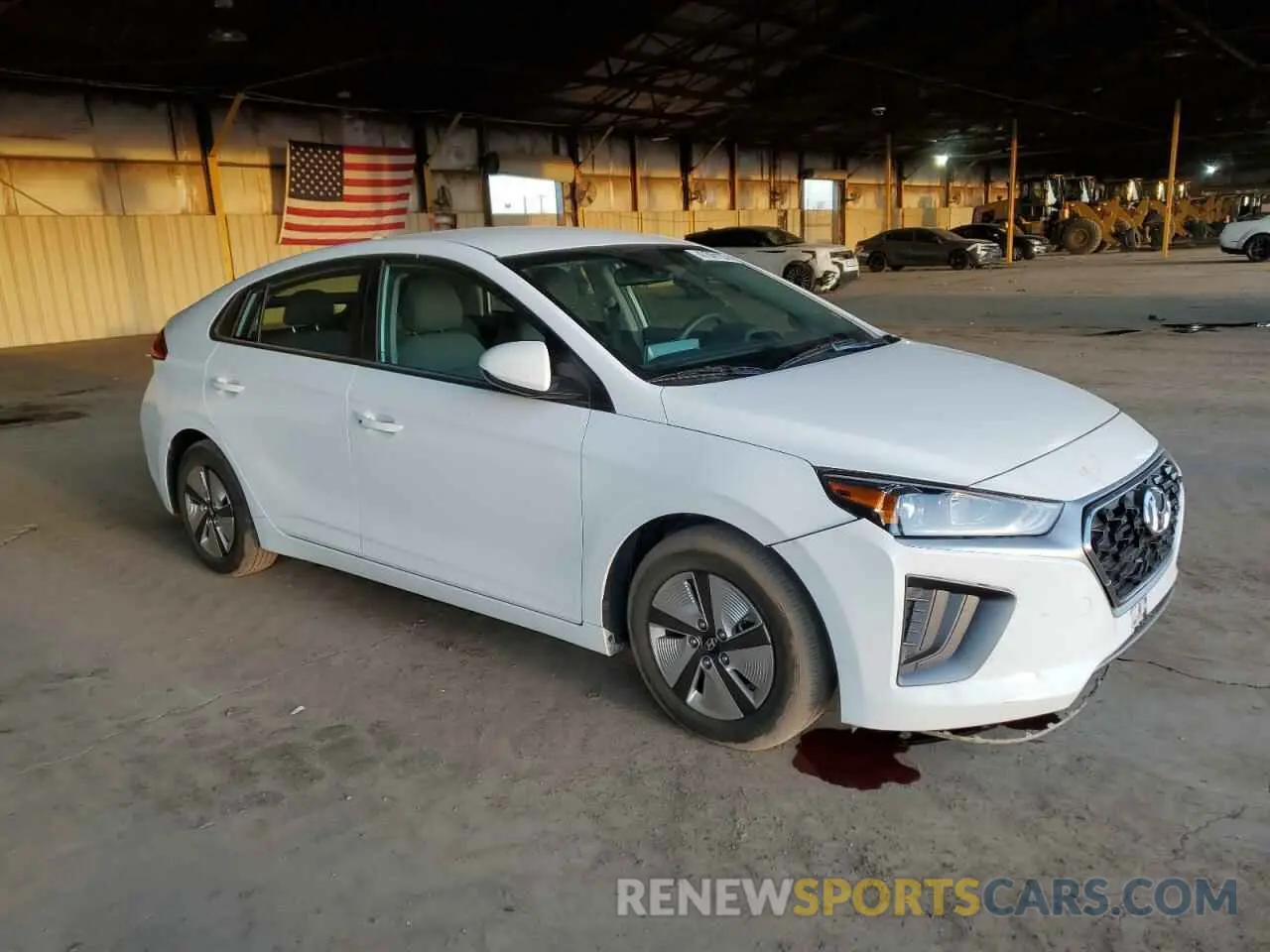 4 Photograph of a damaged car KMHC65LC2MU254902 HYUNDAI IONIQ 2021
