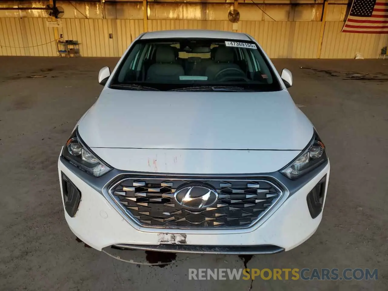 5 Photograph of a damaged car KMHC65LC2MU254902 HYUNDAI IONIQ 2021
