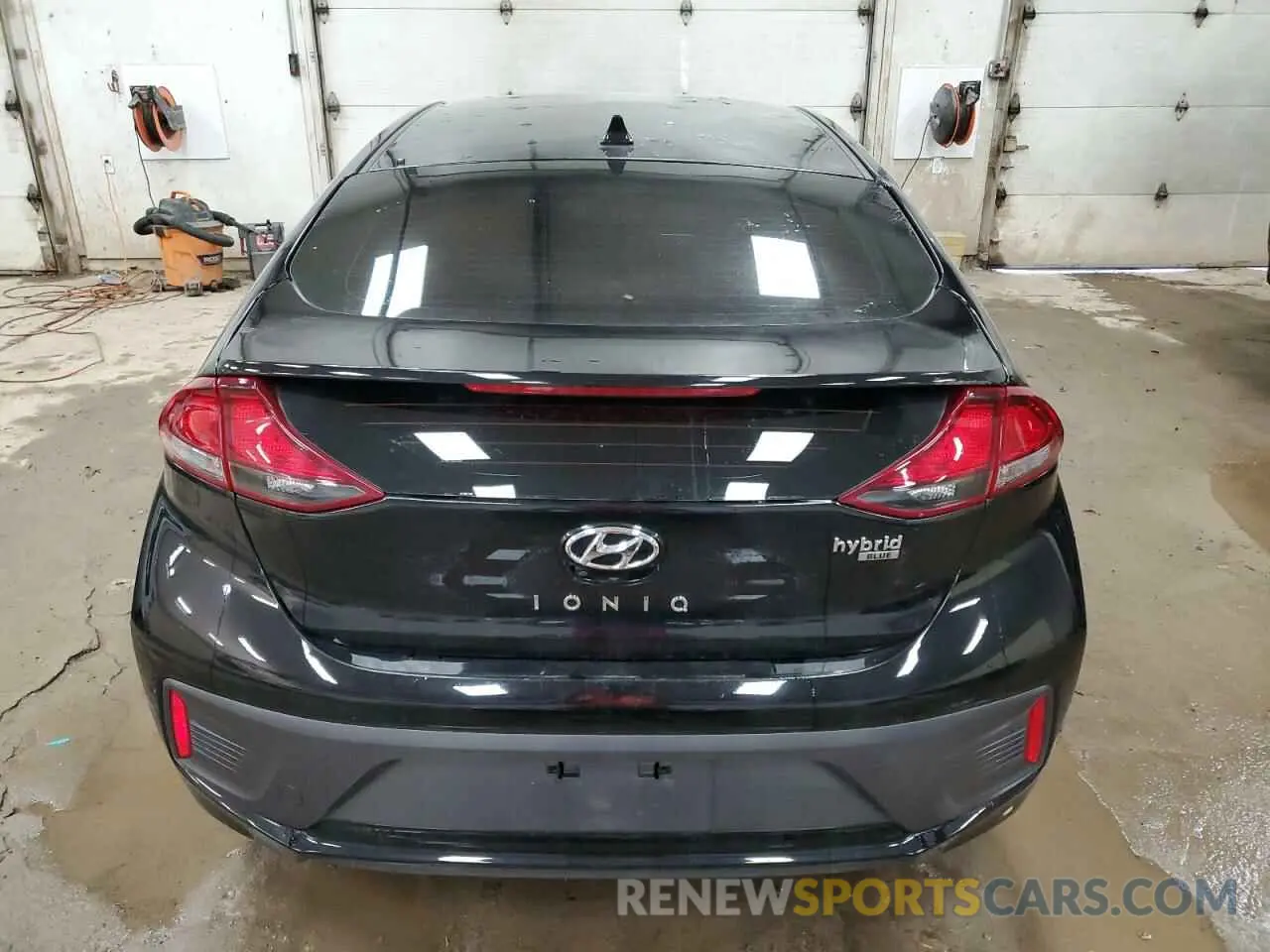 6 Photograph of a damaged car KMHC65LCXMU257756 HYUNDAI IONIQ 2021