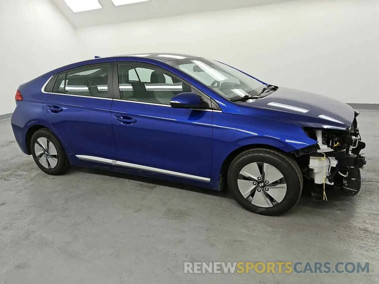 4 Photograph of a damaged car KMHC75LC5MU261078 HYUNDAI IONIQ 2021