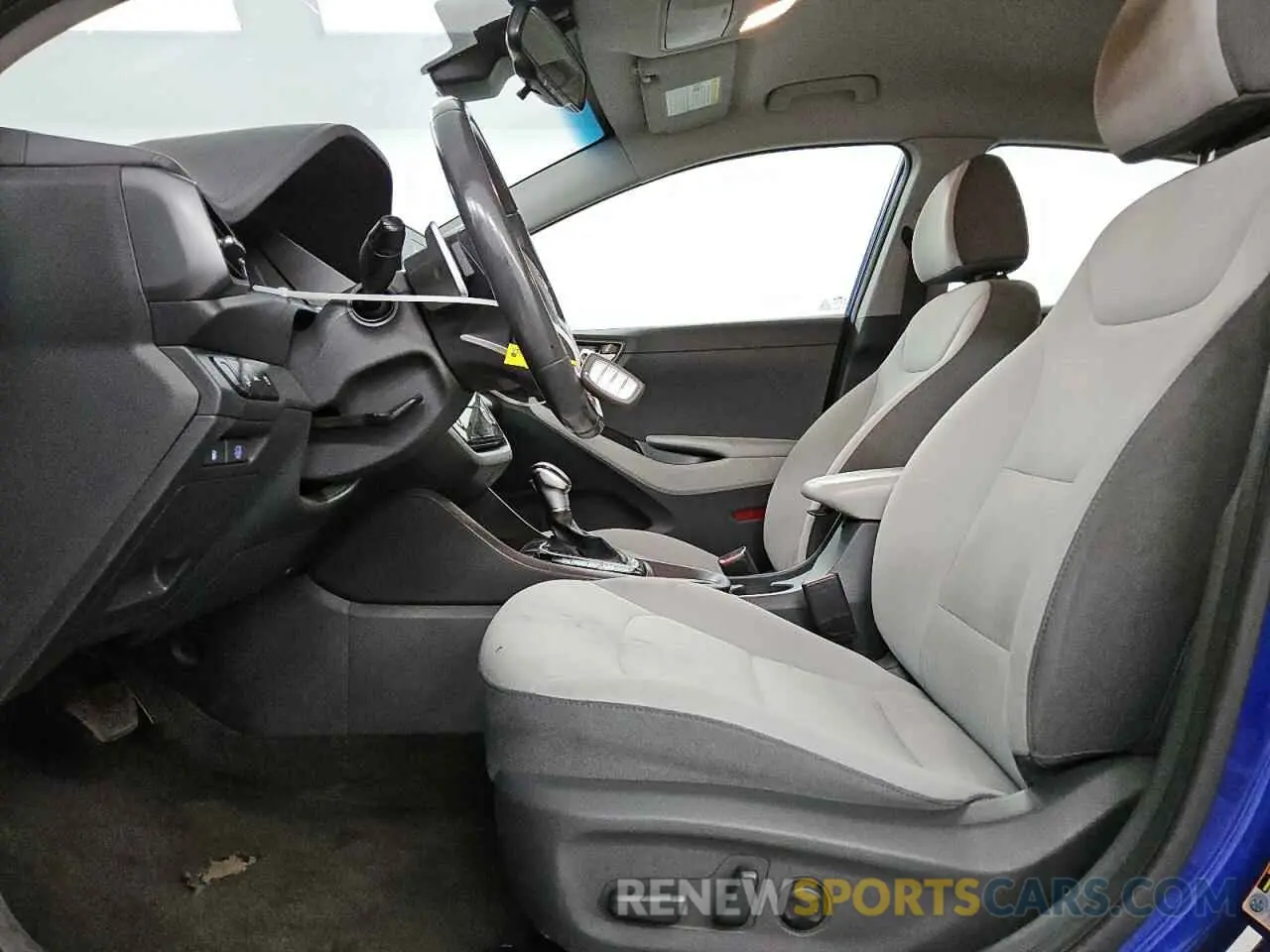 7 Photograph of a damaged car KMHC75LC5MU261078 HYUNDAI IONIQ 2021