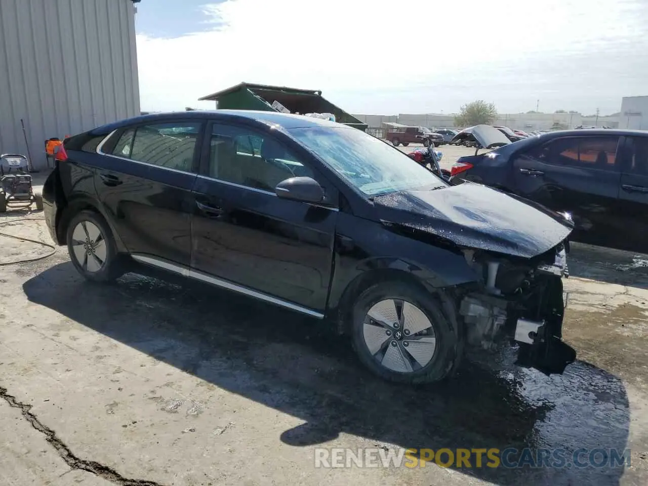 4 Photograph of a damaged car KMHC75LC6MU260523 HYUNDAI IONIQ 2021