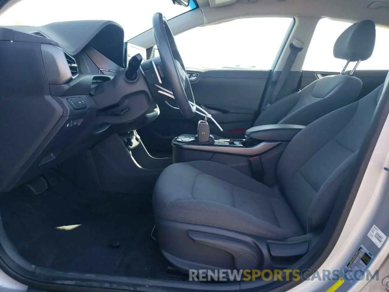 7 Photograph of a damaged car KMHC75LJ5MU081761 HYUNDAI IONIQ 2021