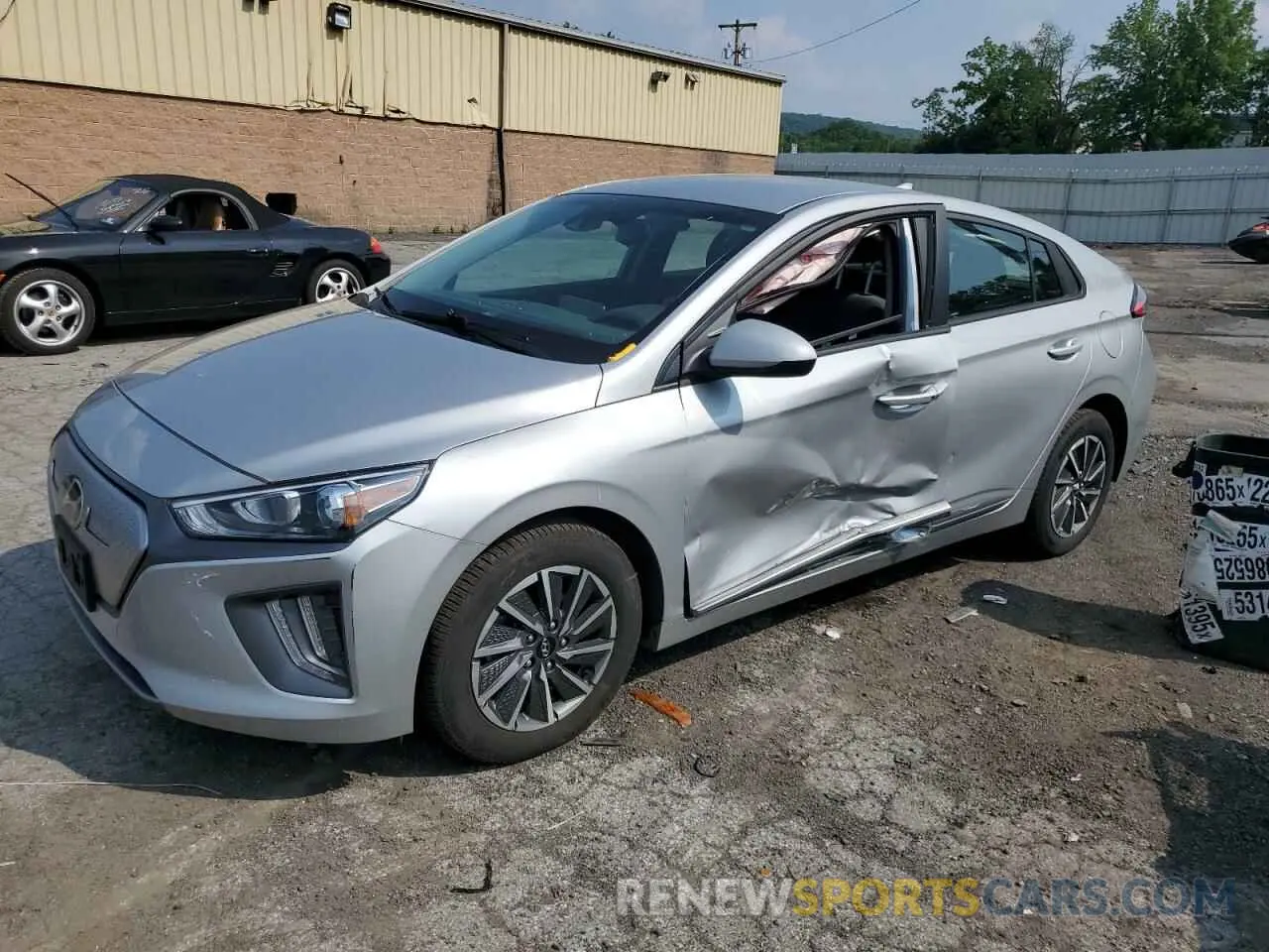 1 Photograph of a damaged car KMHC75LJ9MU077177 HYUNDAI IONIQ 2021