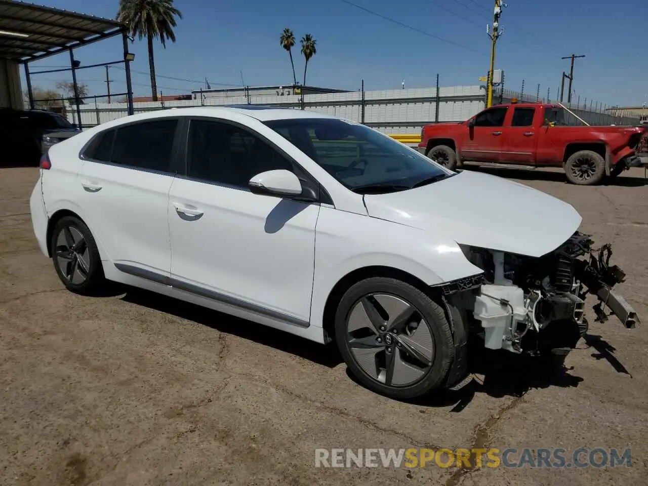 4 Photograph of a damaged car KMHC85LC1MU245148 HYUNDAI IONIQ 2021