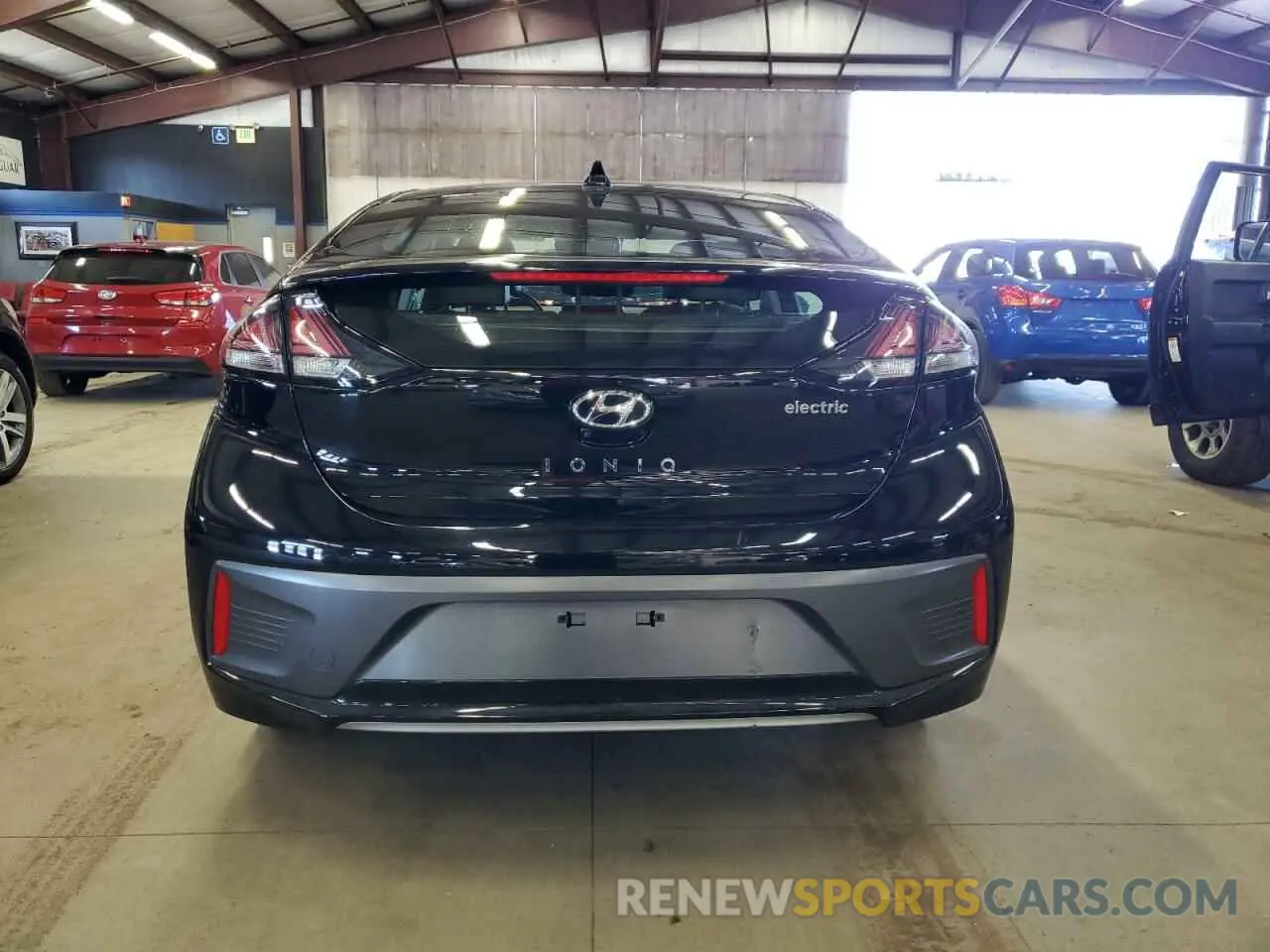 6 Photograph of a damaged car KMHC85LJ9MU080383 HYUNDAI IONIQ 2021