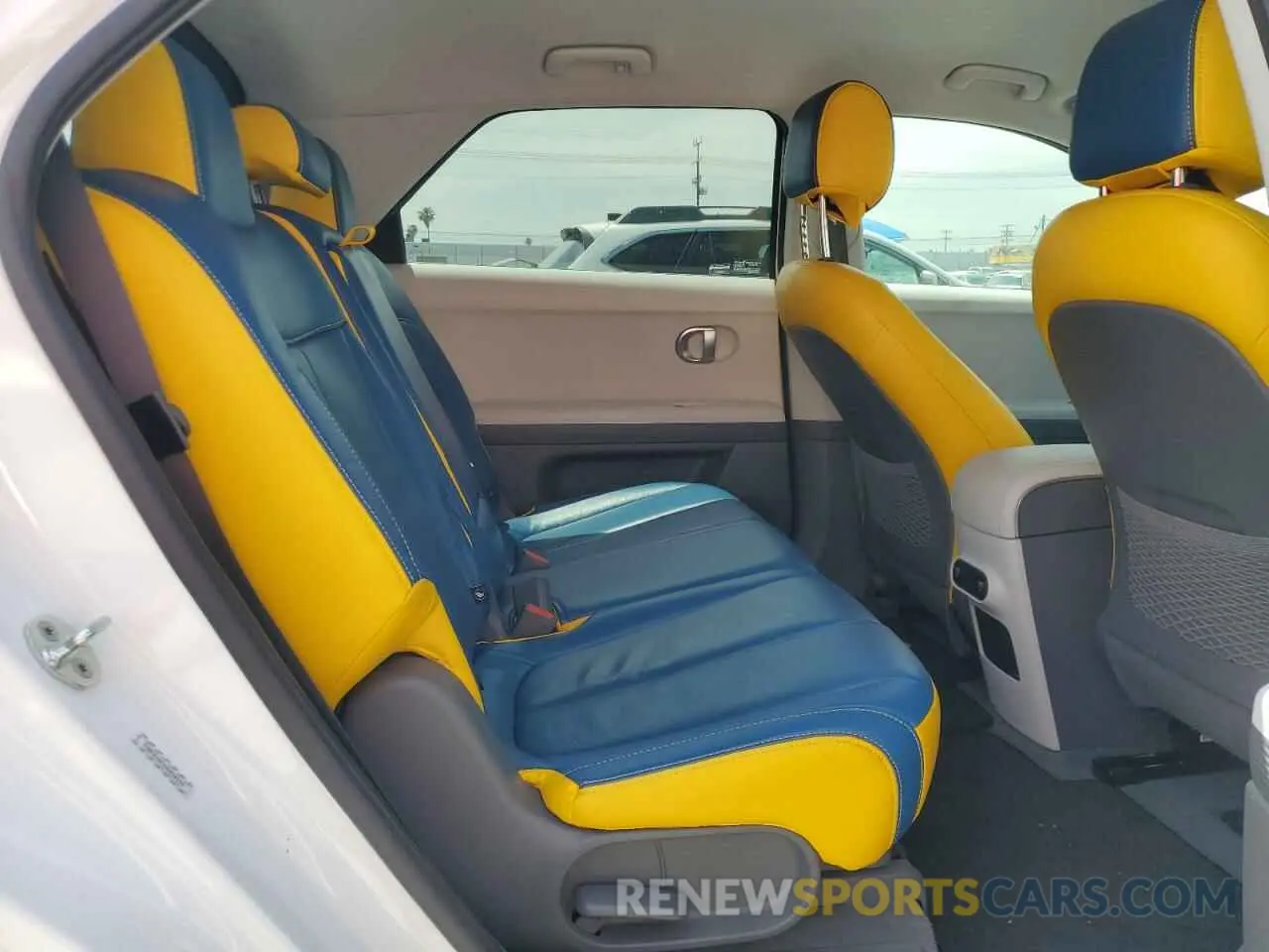 11 Photograph of a damaged car KM8KM4AE4NU090599 HYUNDAI IONIQ 2022