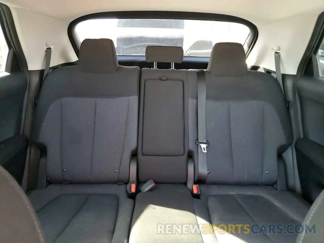 10 Photograph of a damaged car KM8KM4AE9NU065861 HYUNDAI IONIQ 2022