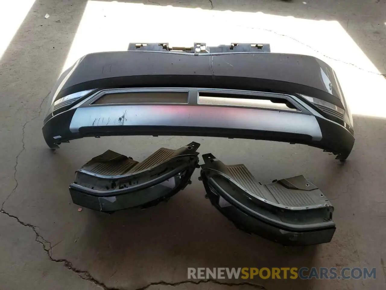 13 Photograph of a damaged car KM8KMDAF7NU083669 HYUNDAI IONIQ 2022