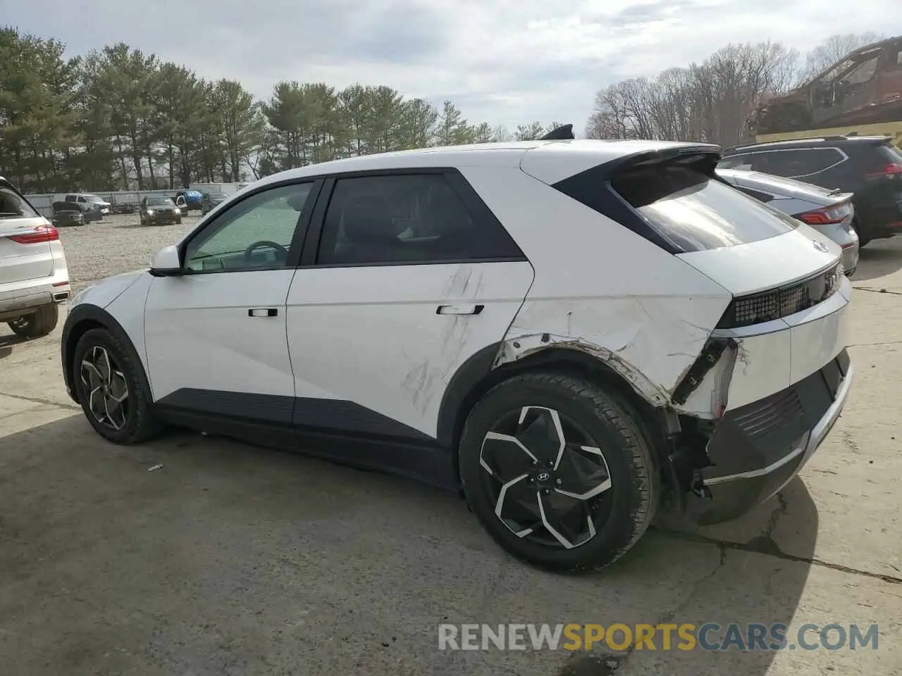 2 Photograph of a damaged car KM8KMDAF7NU085213 HYUNDAI IONIQ 2022