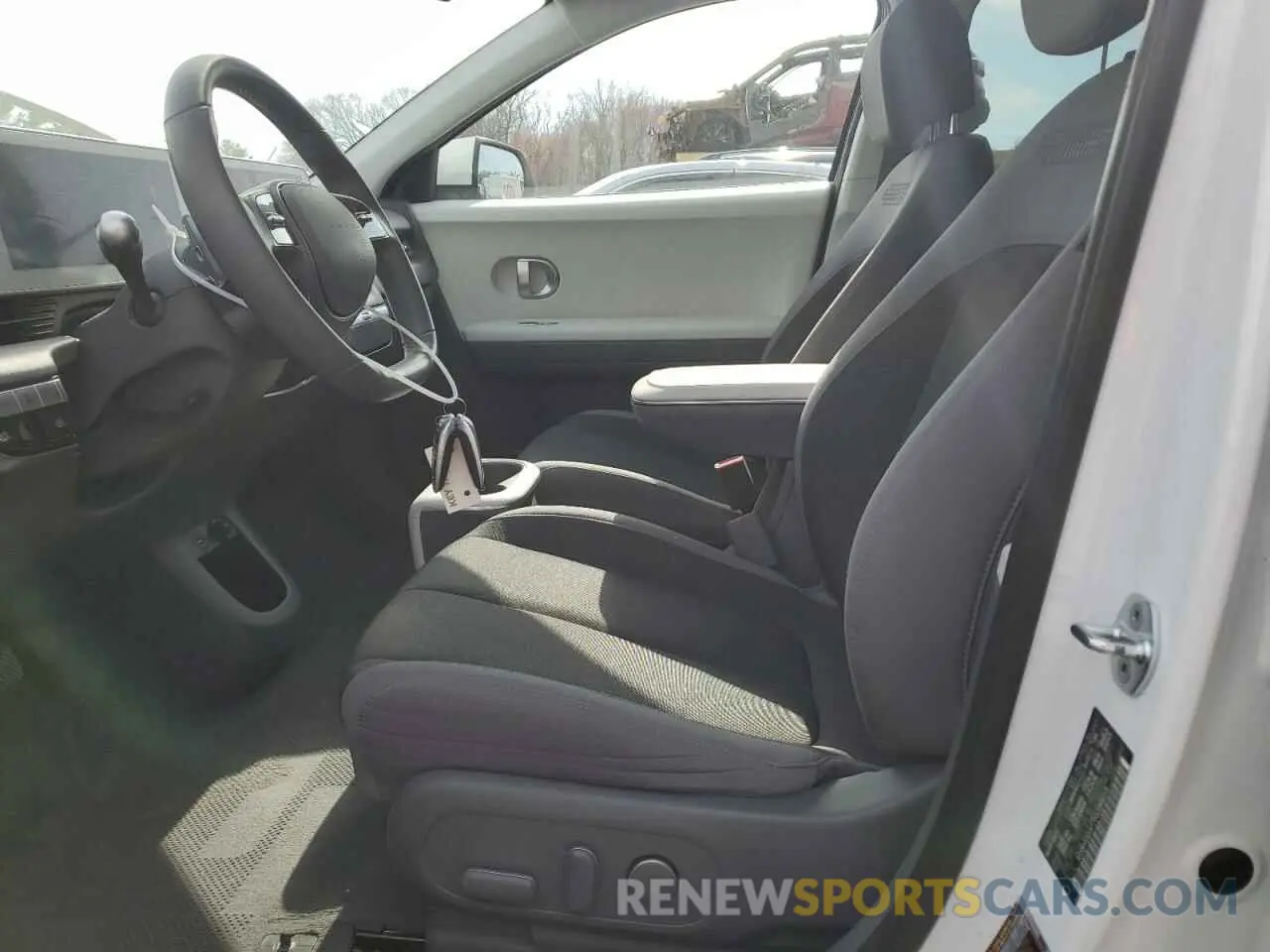 7 Photograph of a damaged car KM8KMDAF7NU085213 HYUNDAI IONIQ 2022