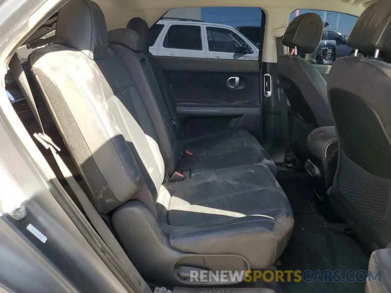 11 Photograph of a damaged car KM8KN4AE4NU084055 HYUNDAI IONIQ 2022