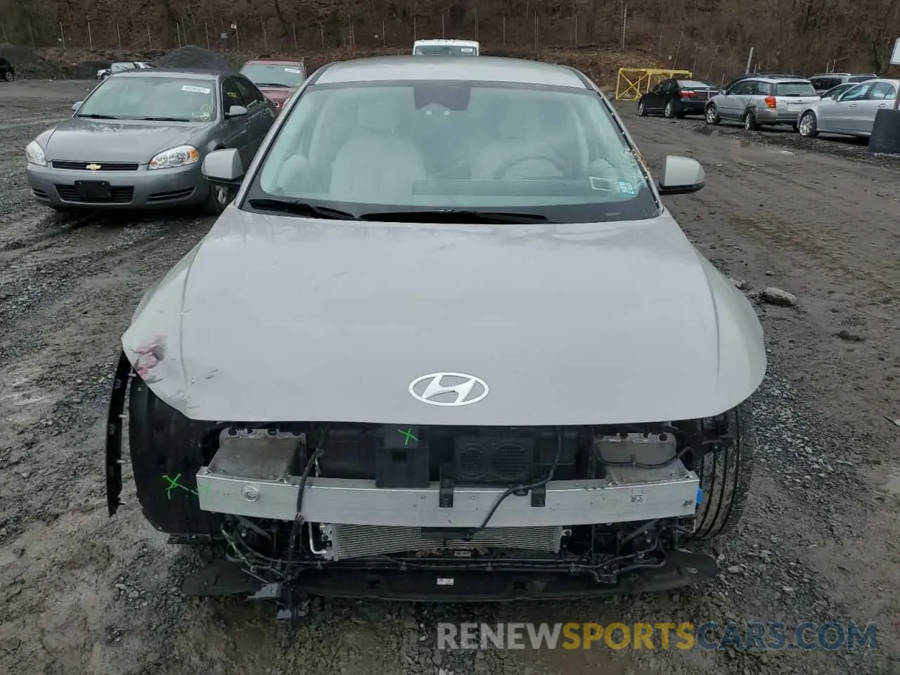 5 Photograph of a damaged car KM8KNDAF2NU109205 HYUNDAI IONIQ 2022