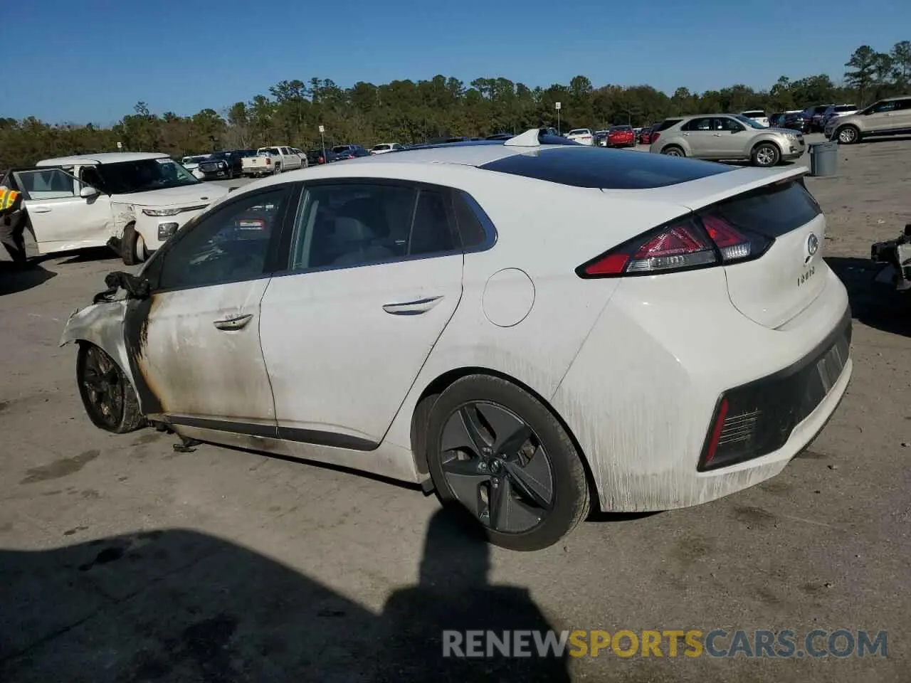 2 Photograph of a damaged car KMHC05LC9NU277077 HYUNDAI IONIQ 2022
