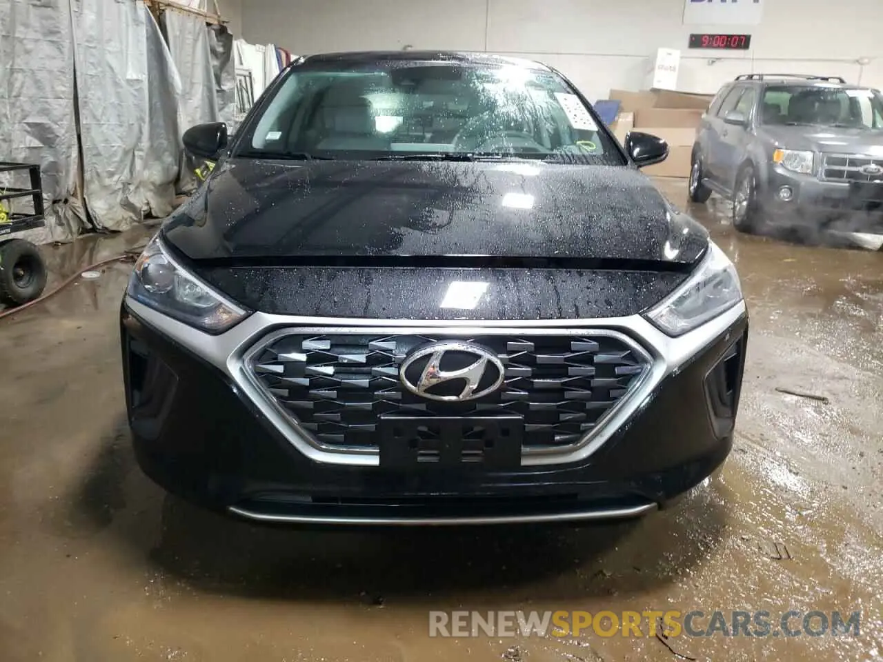 5 Photograph of a damaged car KMHC65LC0NU276740 HYUNDAI IONIQ 2022
