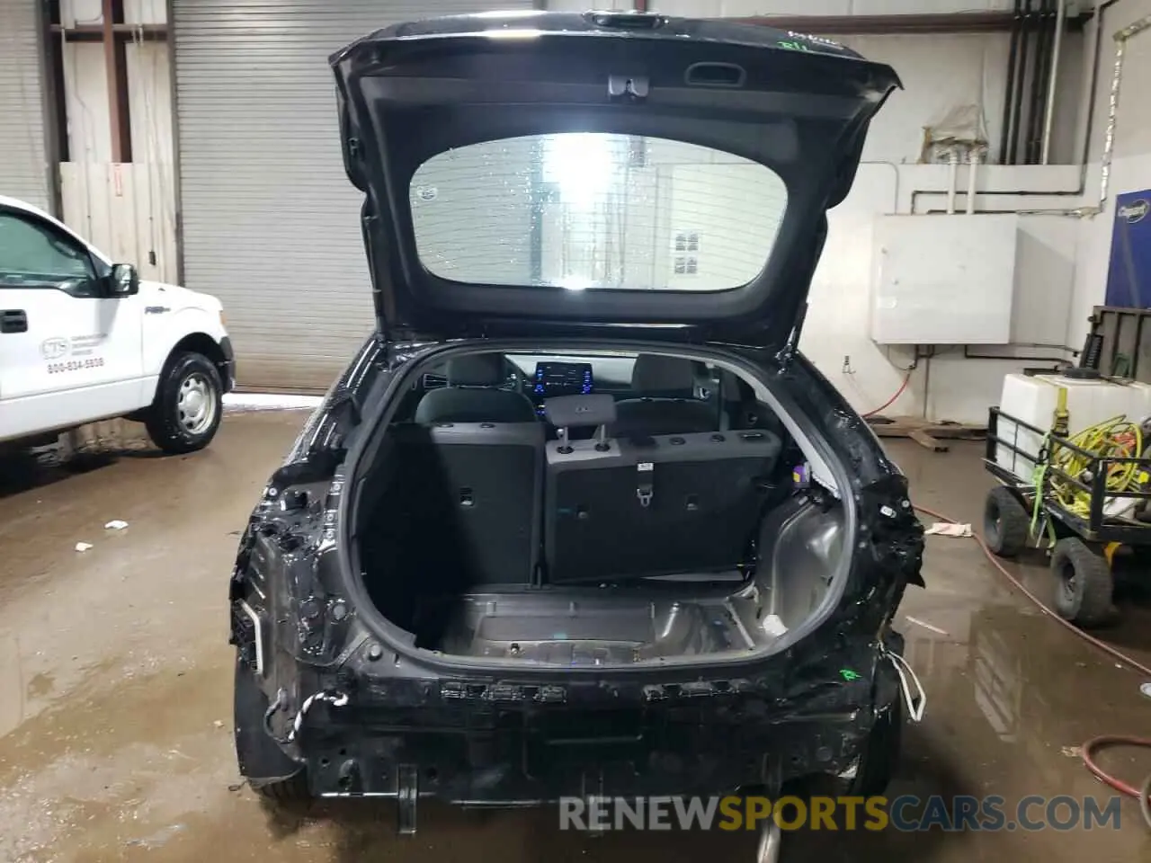 6 Photograph of a damaged car KMHC65LC0NU276740 HYUNDAI IONIQ 2022