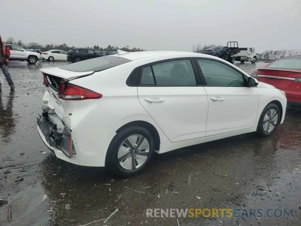 3 Photograph of a damaged car KMHC65LC2NU279770 HYUNDAI IONIQ 2022