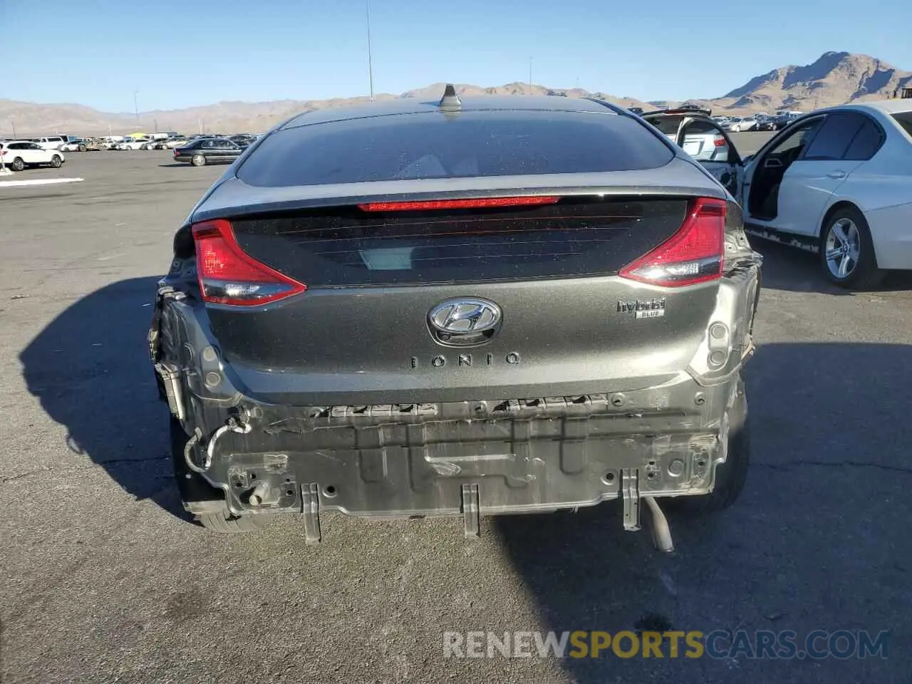 6 Photograph of a damaged car KMHC65LC2NU281311 HYUNDAI IONIQ 2022