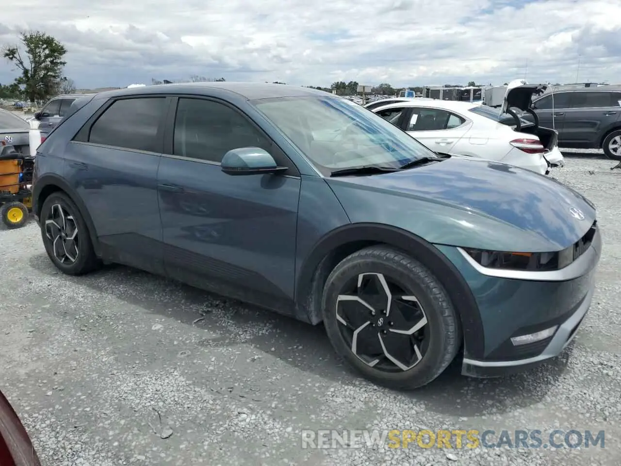 4 Photograph of a damaged car KM8KM4AE4PU128173 HYUNDAI IONIQ 2023