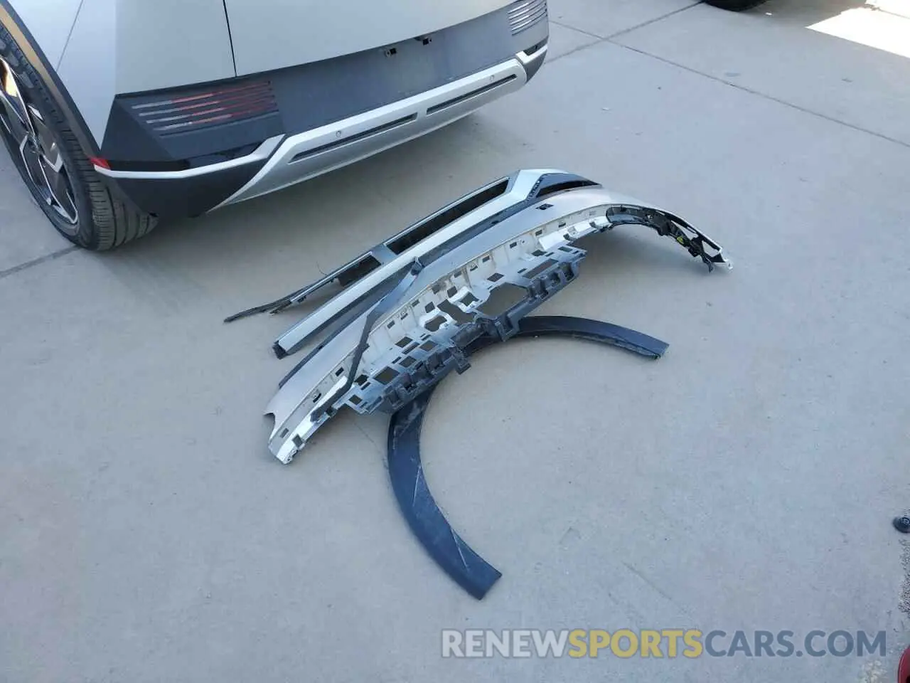 13 Photograph of a damaged car KM8KN4AE1PU167333 HYUNDAI IONIQ 2023