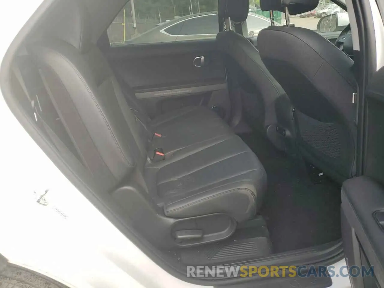 11 Photograph of a damaged car KM8KNDAFXPU215694 HYUNDAI IONIQ 2023