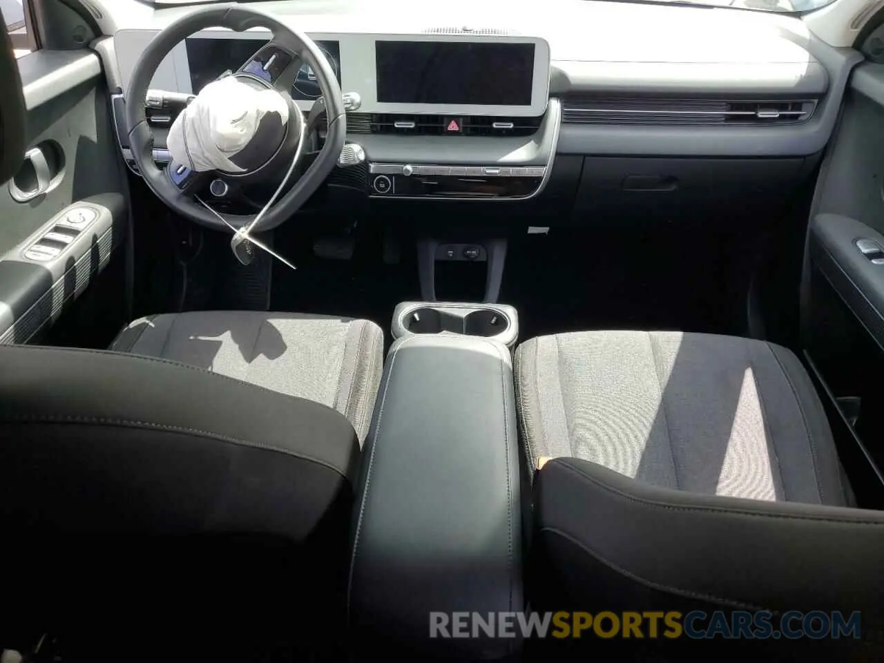 8 Photograph of a damaged car KM8KM4DE2RU308816 HYUNDAI IONIQ 2024