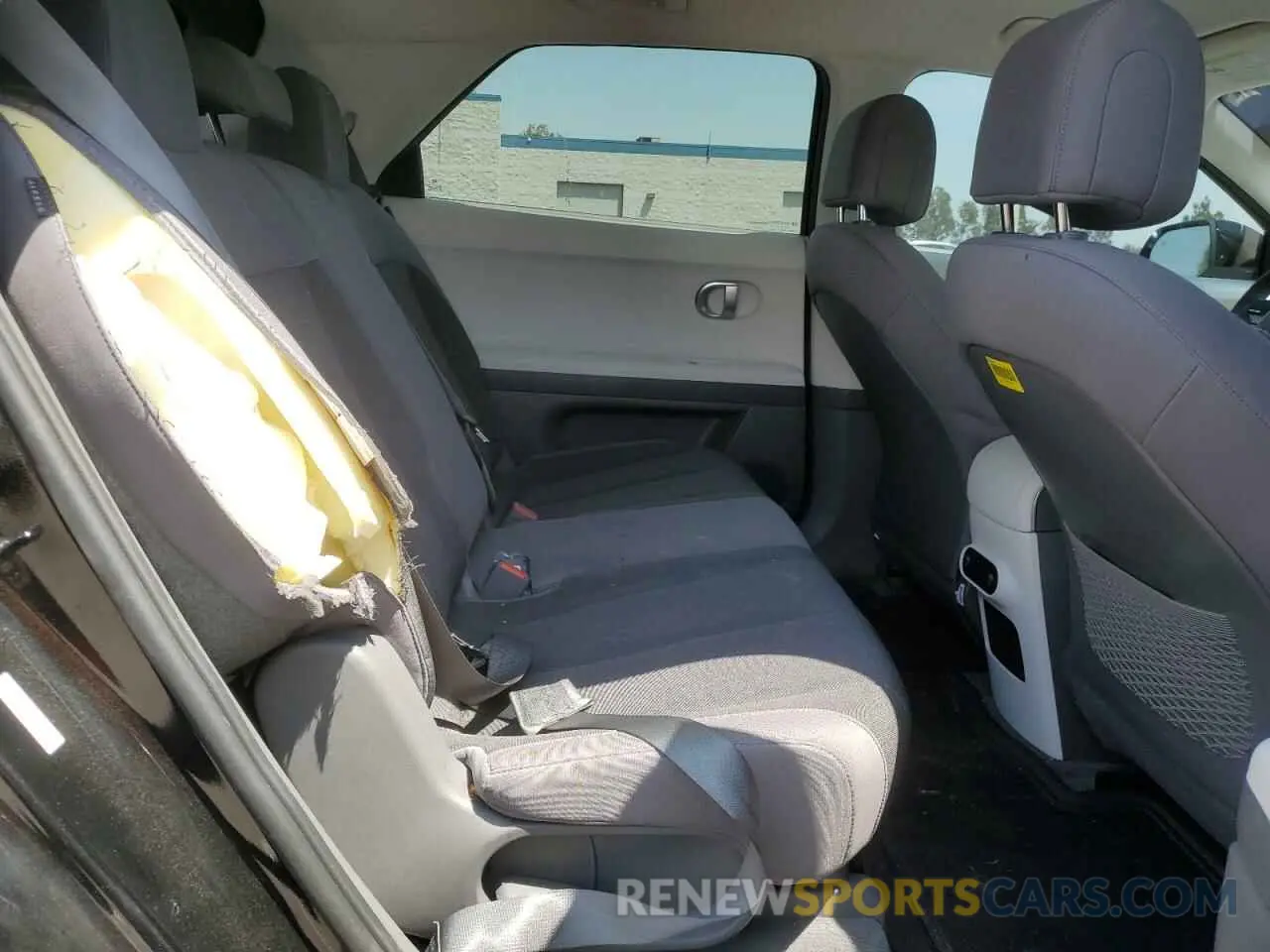 10 Photograph of a damaged car KM8KM4DE7RU307242 HYUNDAI IONIQ 2024