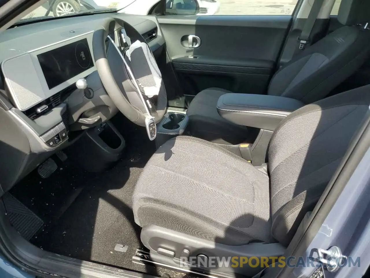 7 Photograph of a damaged car KM8KMDDF2RU334101 HYUNDAI IONIQ 2024