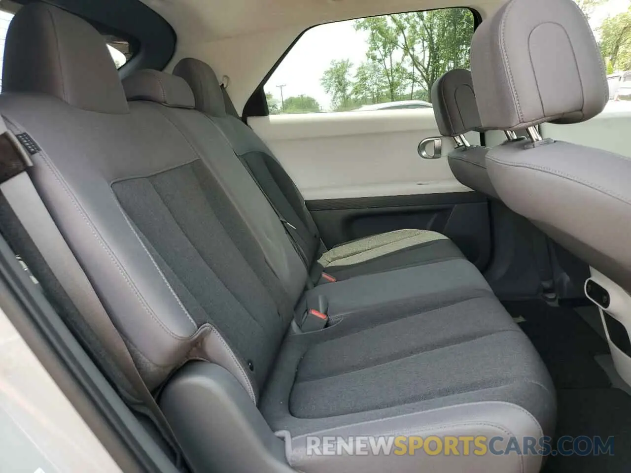11 Photograph of a damaged car KM8KMDDF7RU275773 HYUNDAI IONIQ 2024