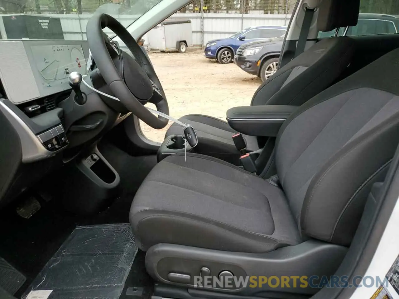 7 Photograph of a damaged car KM8KN4DE4RU247367 HYUNDAI IONIQ 2024