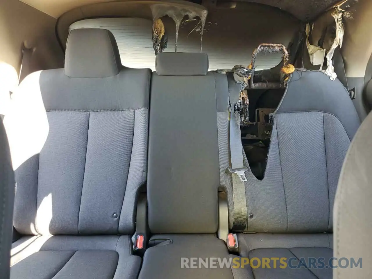 10 Photograph of a damaged car KM8KN4DE6RU304507 HYUNDAI IONIQ 2024