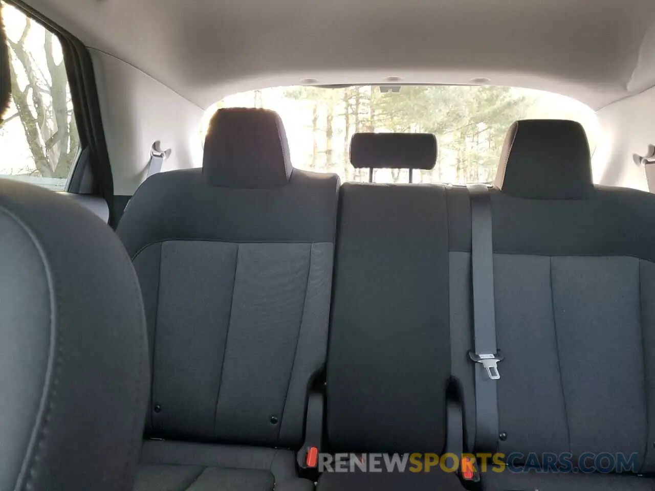 10 Photograph of a damaged car KM8KN4DE7RU296109 HYUNDAI IONIQ 2024