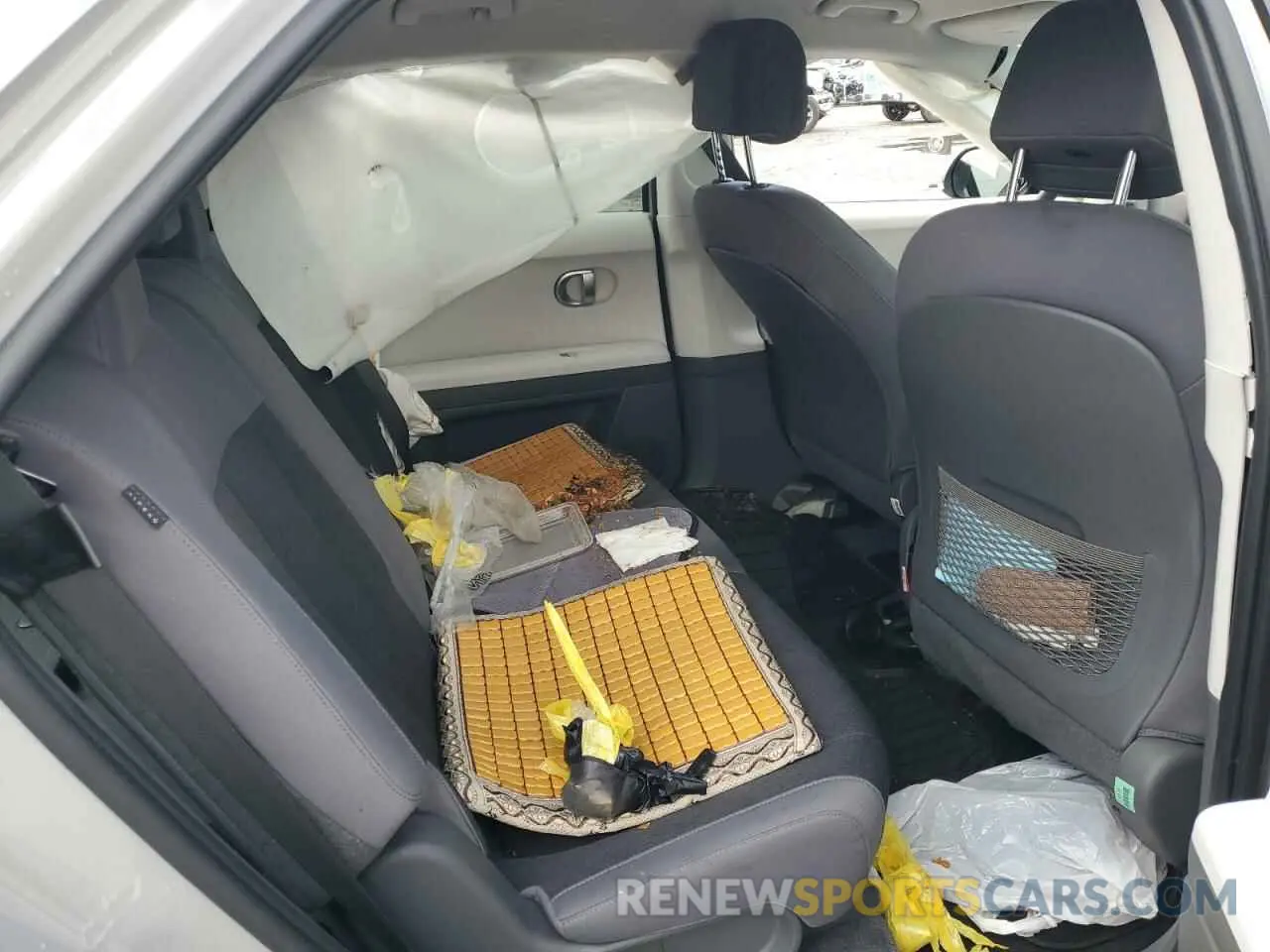 10 Photograph of a damaged car KM8KN4DE7RU310266 HYUNDAI IONIQ 2024