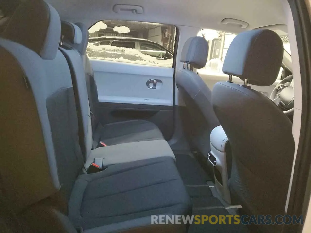 10 Photograph of a damaged car KM8KNDDF1RU309266 HYUNDAI IONIQ 2024