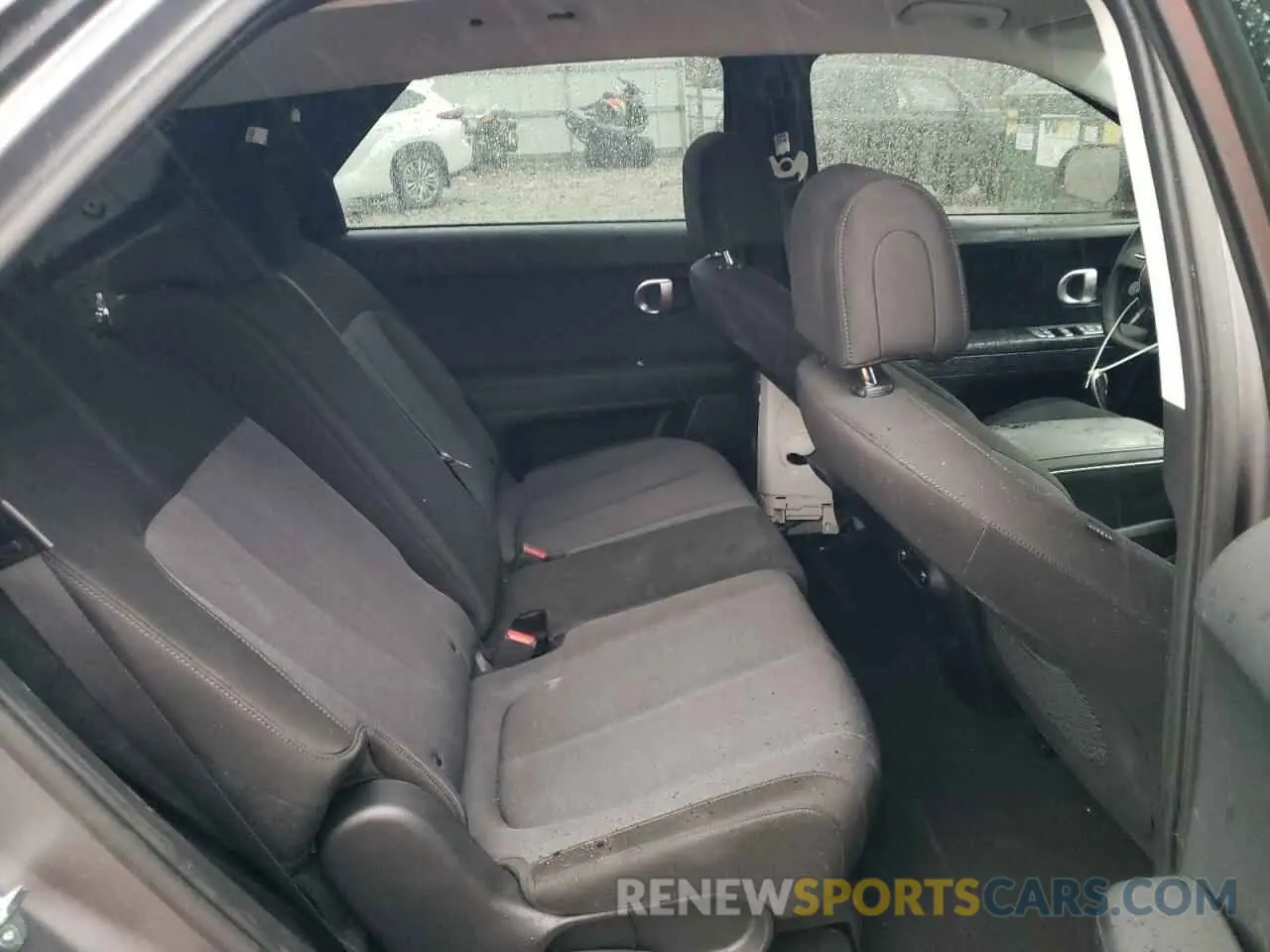 11 Photograph of a damaged car KM8KNDDFXRU284061 HYUNDAI IONIQ 2024