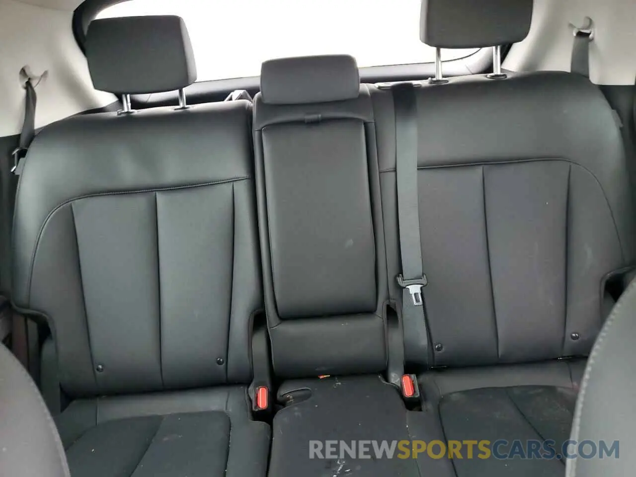 10 Photograph of a damaged car KM8KR4DE3RU253620 HYUNDAI IONIQ 2024