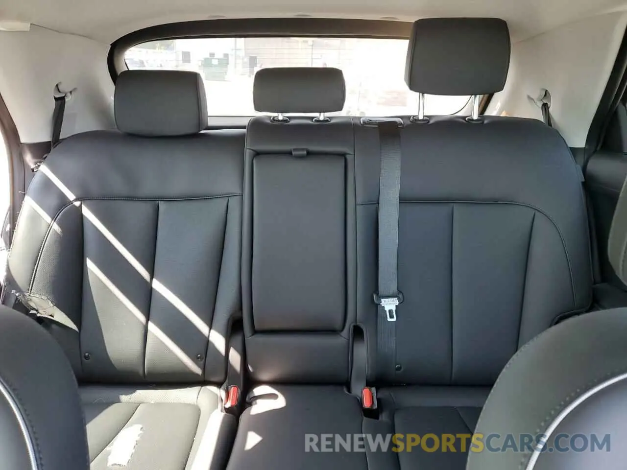 10 Photograph of a damaged car KM8KRDDF1RU267007 HYUNDAI IONIQ 2024