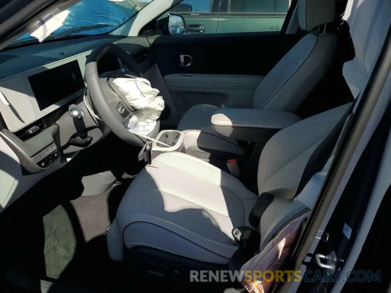 7 Photograph of a damaged car KM8KRDDF3RU320273 HYUNDAI IONIQ 2024