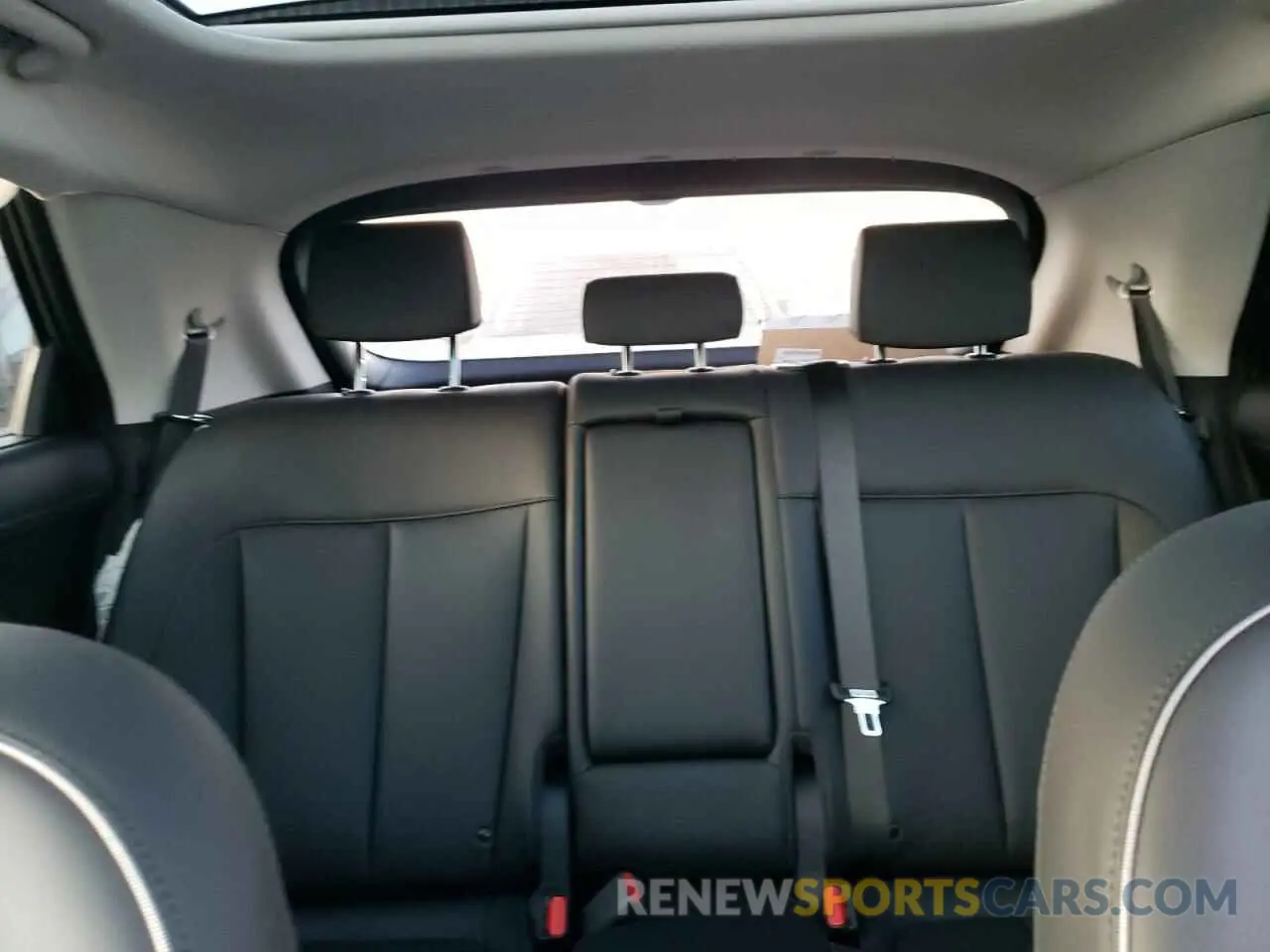10 Photograph of a damaged car KM8KRDDF7RU292218 HYUNDAI IONIQ 2024