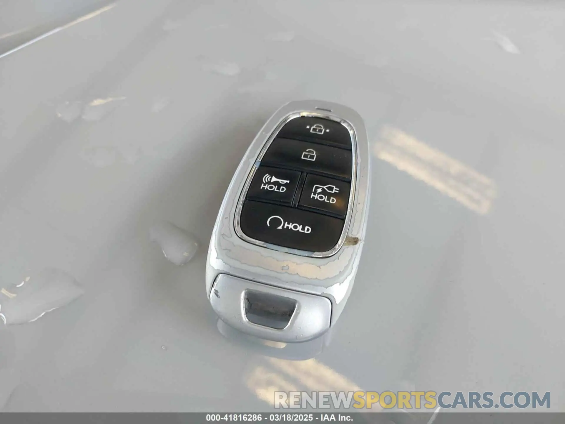 11 Photograph of a damaged car KM8KM4AE0NU067675 HYUNDAI IONIQ 5 2022