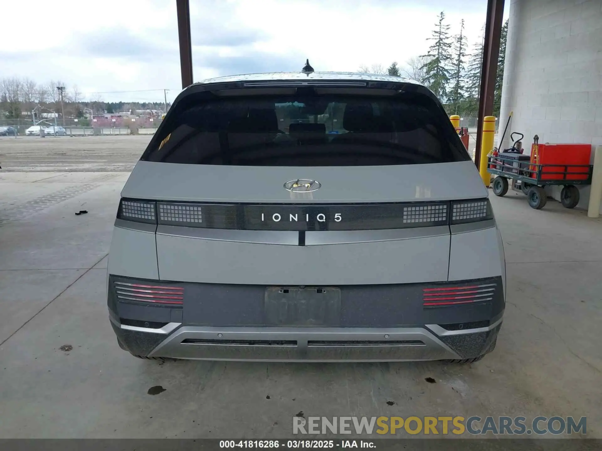 16 Photograph of a damaged car KM8KM4AE0NU067675 HYUNDAI IONIQ 5 2022