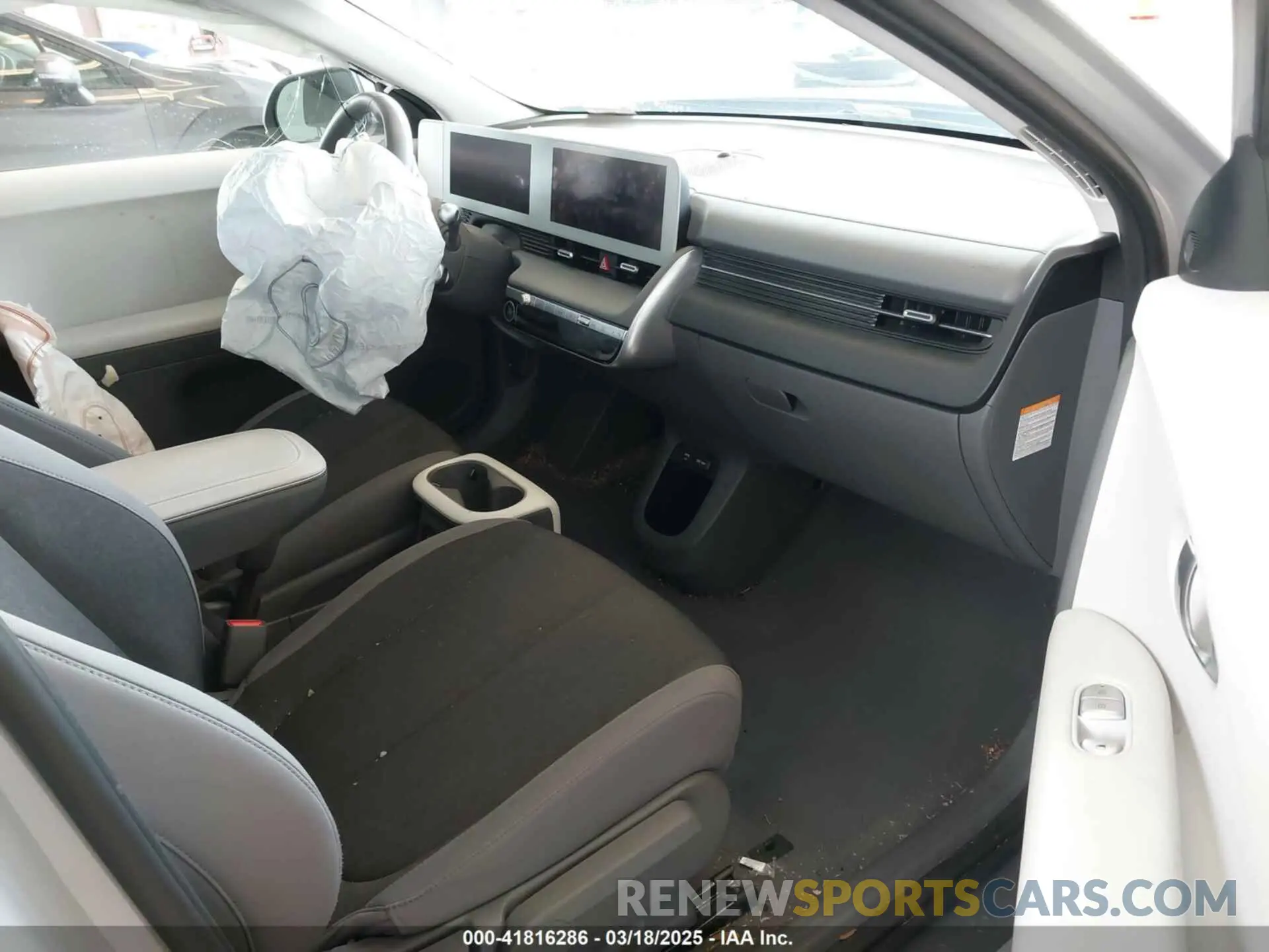 5 Photograph of a damaged car KM8KM4AE0NU067675 HYUNDAI IONIQ 5 2022