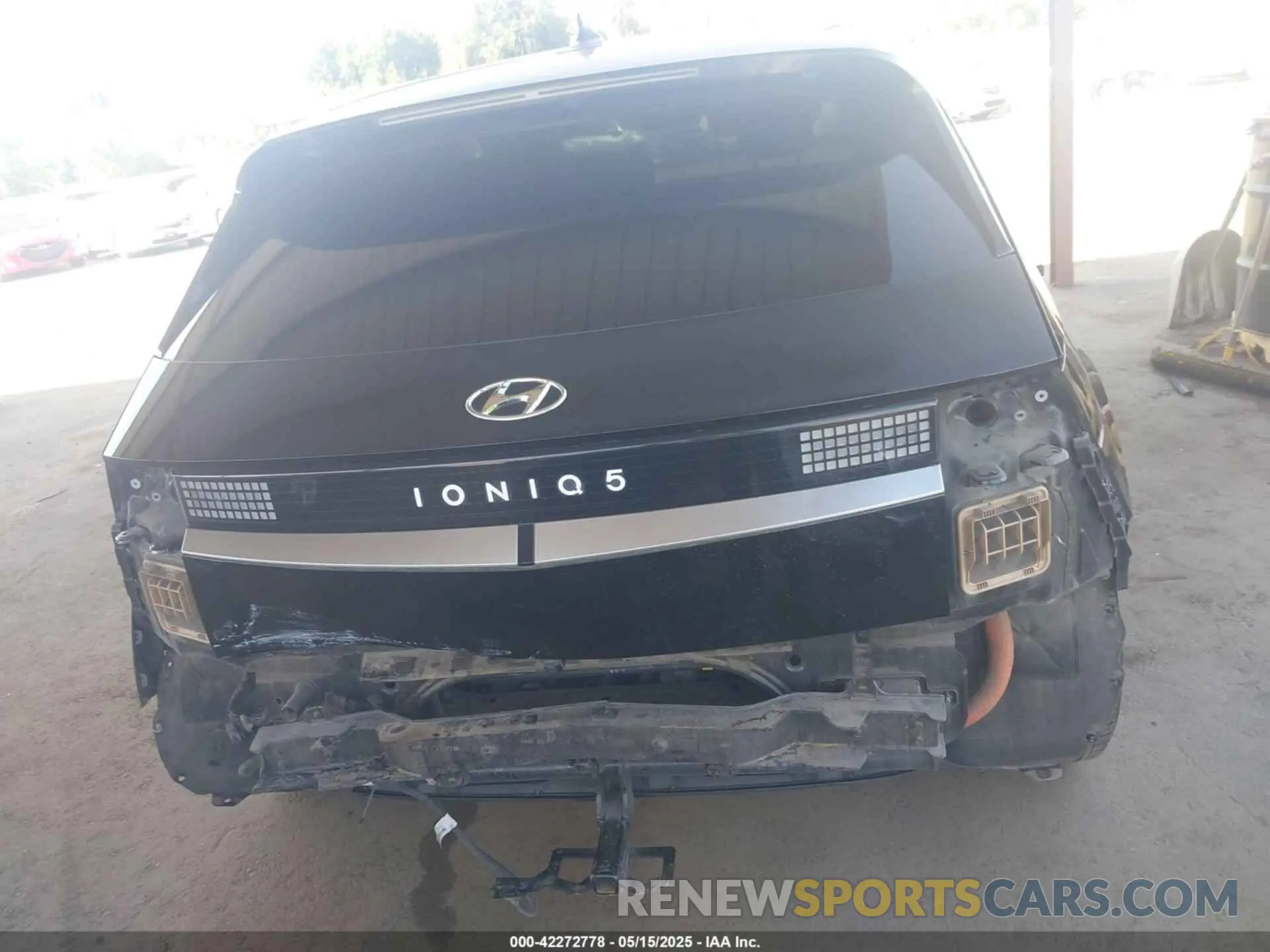 17 Photograph of a damaged car KM8KM4AE9NU055587 HYUNDAI IONIQ 5 2022