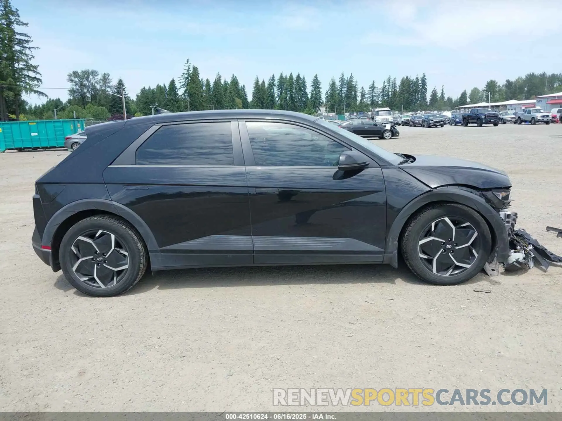 13 Photograph of a damaged car KM8KMDAF2NU076693 HYUNDAI IONIQ 5 2022