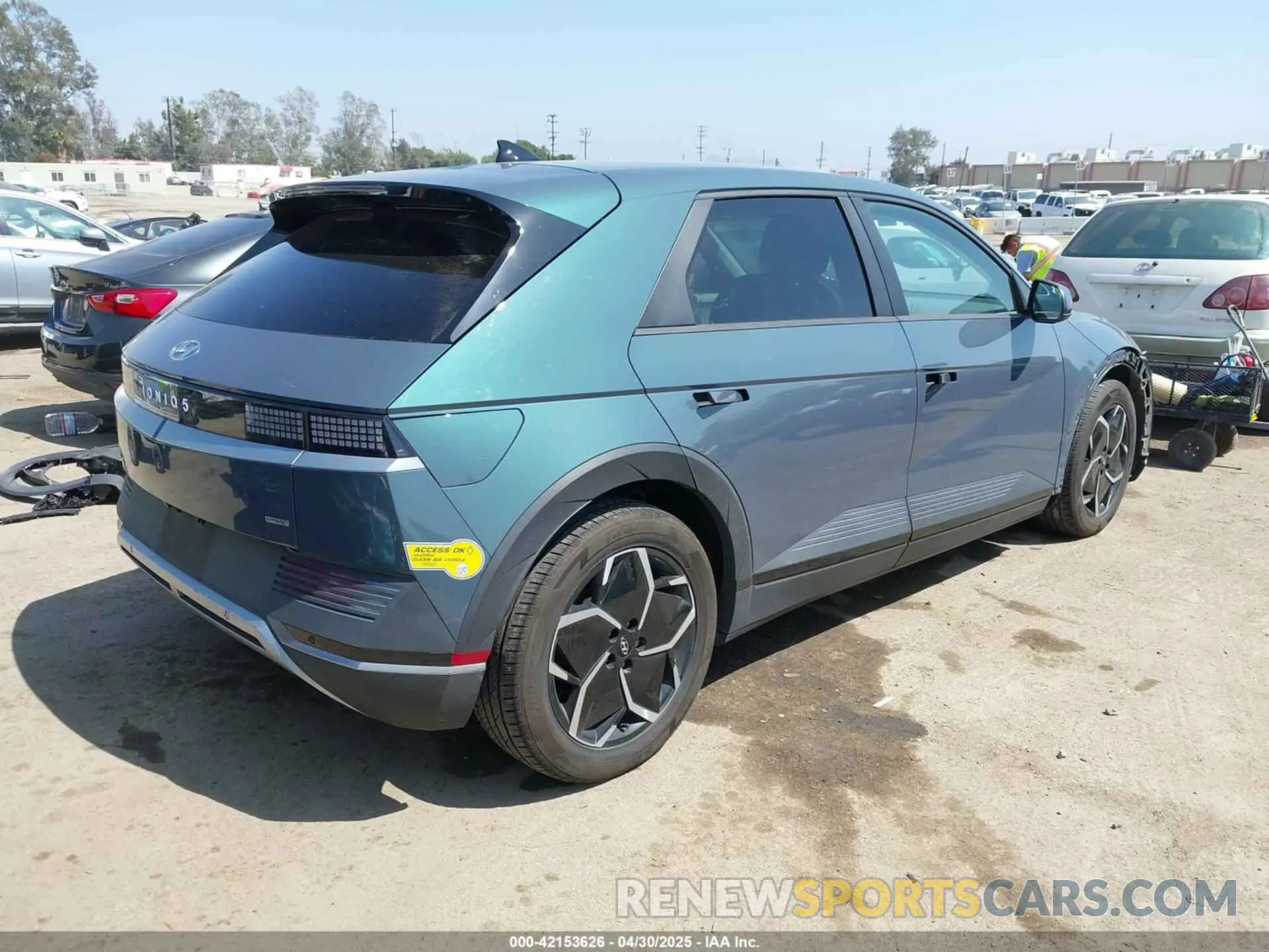4 Photograph of a damaged car KM8KMDAF7NU099869 HYUNDAI IONIQ 5 2022