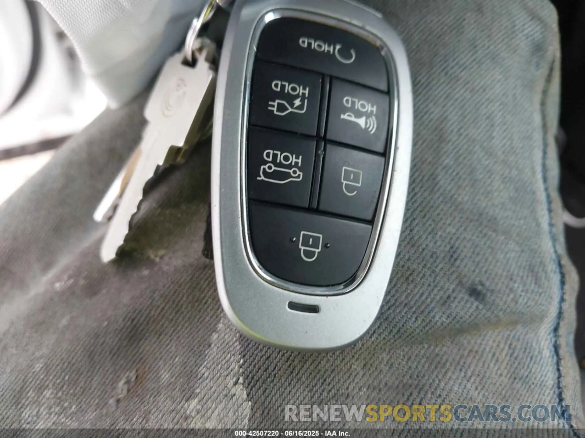 11 Photograph of a damaged car KM8KN4AE4NU090938 HYUNDAI IONIQ 5 2022
