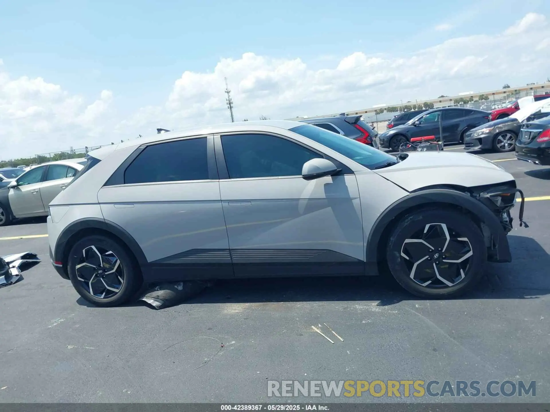 14 Photograph of a damaged car KM8KN4AE5NU062808 HYUNDAI IONIQ 5 2022
