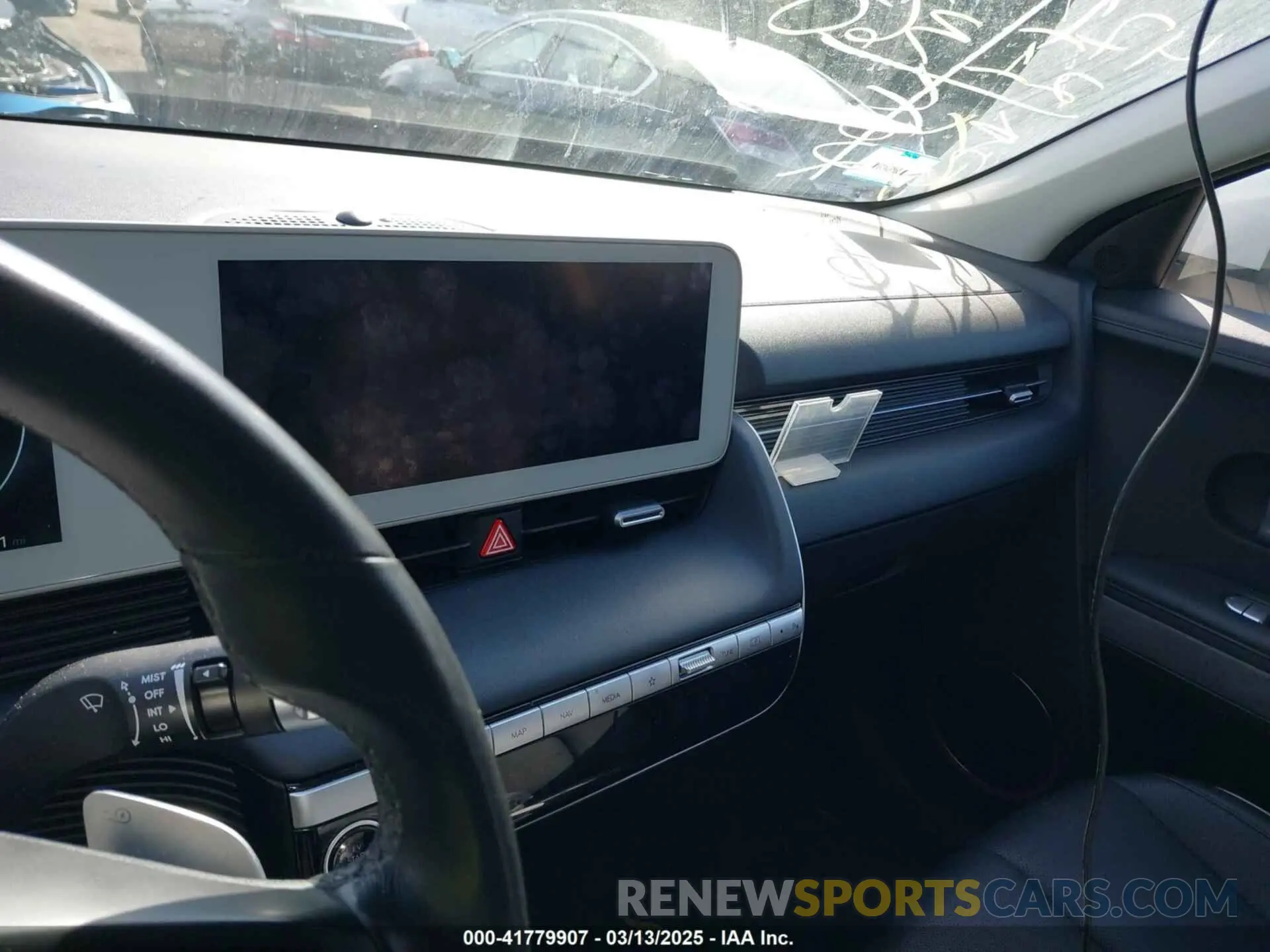 18 Photograph of a damaged car KM8KN4AE9NU065811 HYUNDAI IONIQ 5 2022