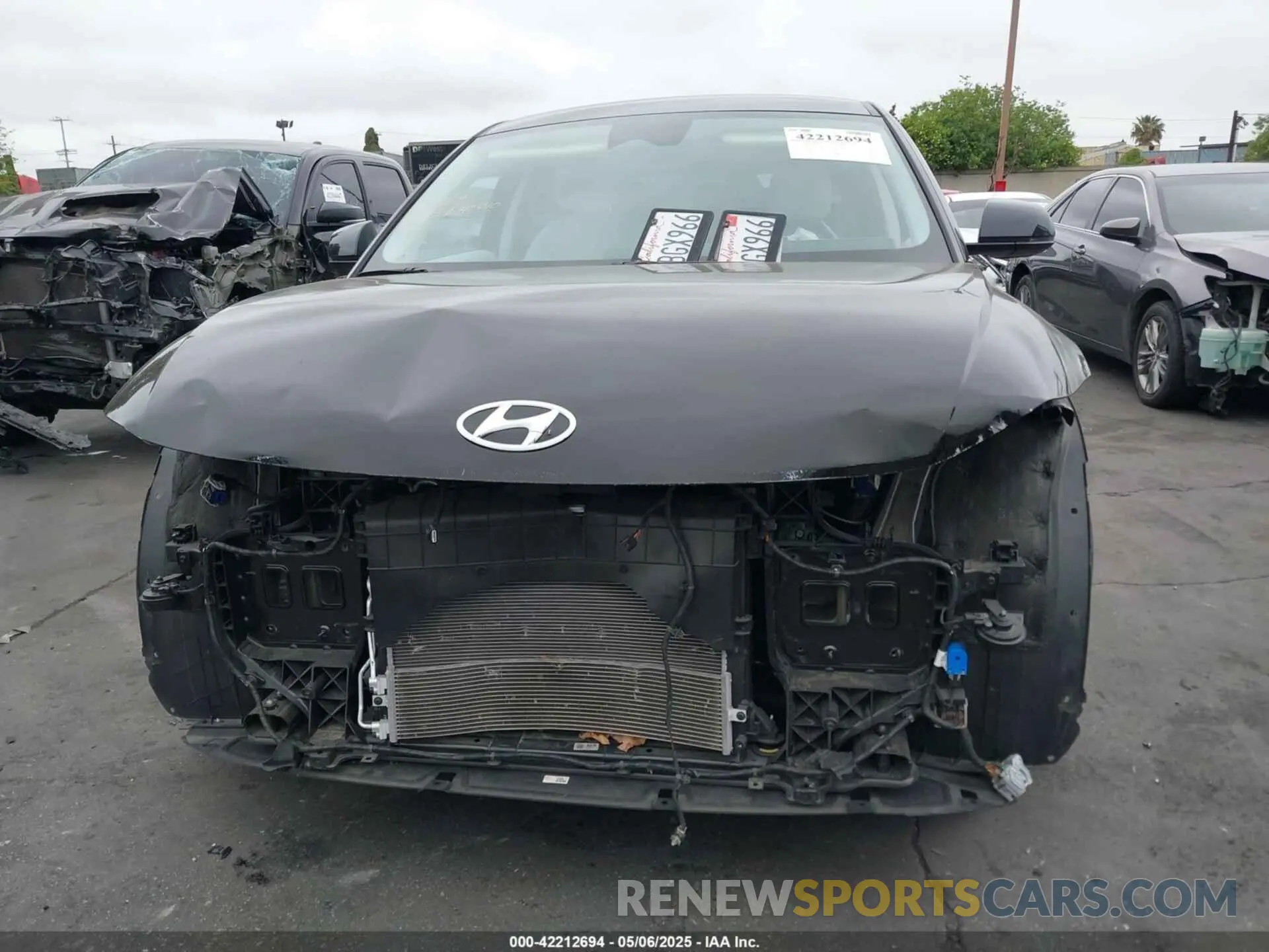 12 Photograph of a damaged car KM8KN4AEXNU091527 HYUNDAI IONIQ 5 2022