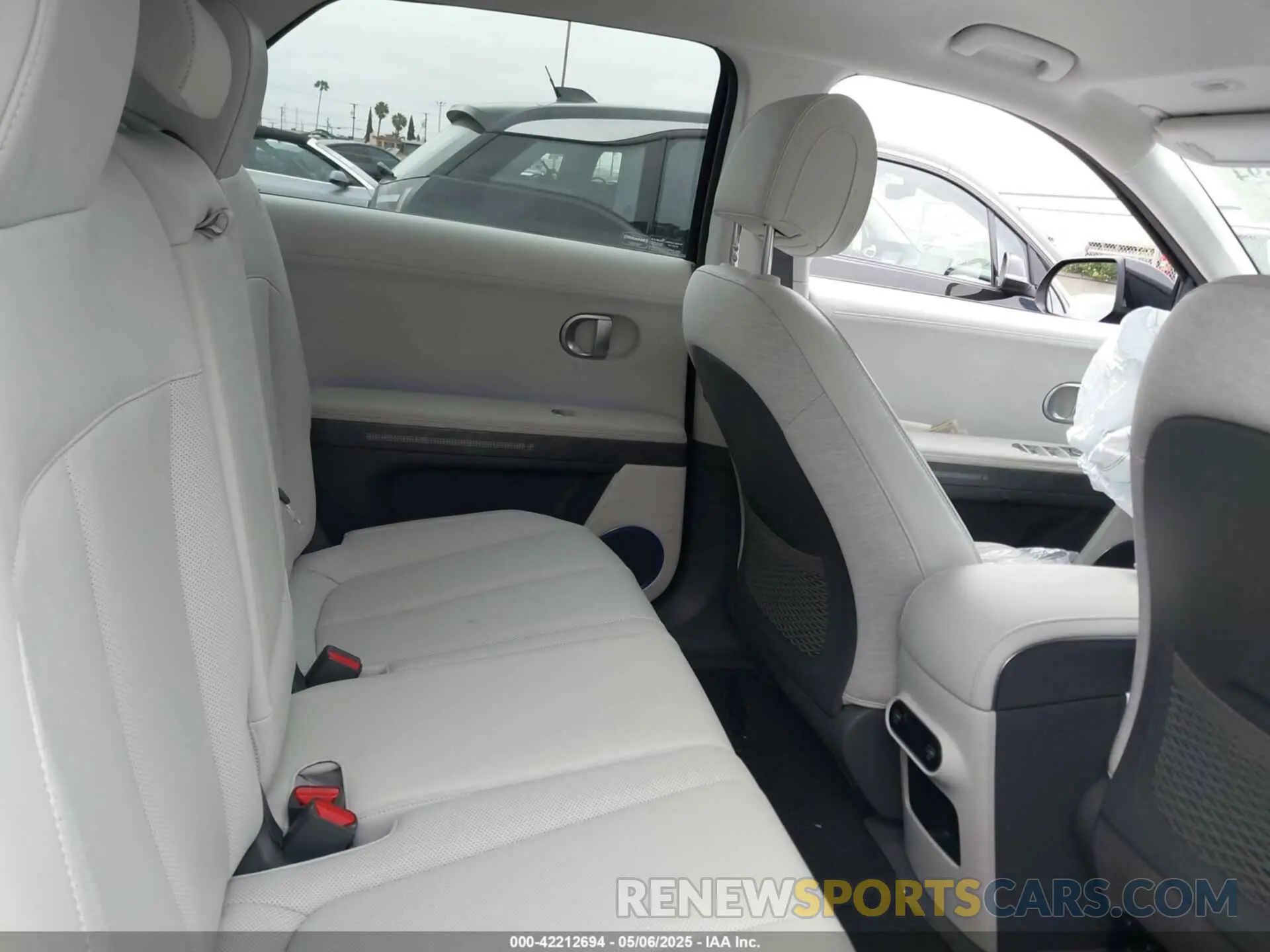 8 Photograph of a damaged car KM8KN4AEXNU091527 HYUNDAI IONIQ 5 2022